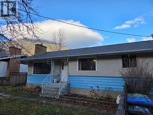 512 12Th Avenue, Keremeos, BC - Outdoor