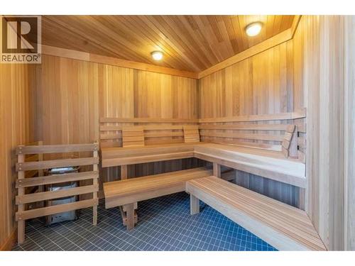 1909 1550 Fern Street, North Vancouver, BC - Indoor Photo Showing Other Room