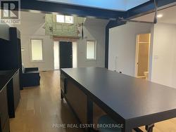 Custom Kitchen $60,000 - 