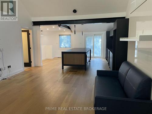 1294 Springbank Avenue, London South (South B), ON - Indoor