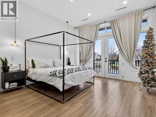 5300 Hedeman Court, Kelowna, BC - Indoor Photo Showing Bedroom