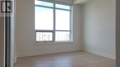 A-1405 - 30 Upper Mall Way, Vaughan, ON - Indoor Photo Showing Other Room