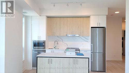 A-1405 - 30 Upper Mall Way, Vaughan, ON - Indoor Photo Showing Kitchen With Stainless Steel Kitchen