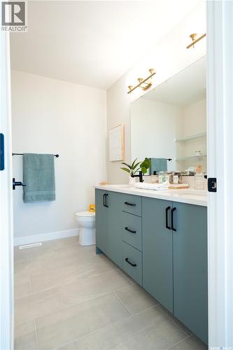 121 Yuel Crescent, Saskatoon, SK - Indoor Photo Showing Bathroom