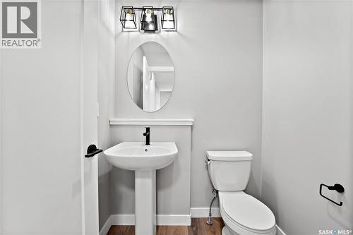 117 Yuel Crescent, Saskatoon, SK - Indoor Photo Showing Bathroom