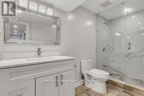 140 Cherryhurst Road, Oakville, ON - Indoor Photo Showing Bathroom