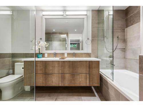 302 3175 Columbia Valley Road|Cultus Lake North, Chilliwack, BC - Indoor Photo Showing Bathroom