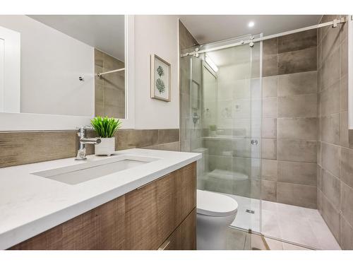 302 3175 Columbia Valley Road|Cultus Lake North, Chilliwack, BC - Indoor Photo Showing Bathroom