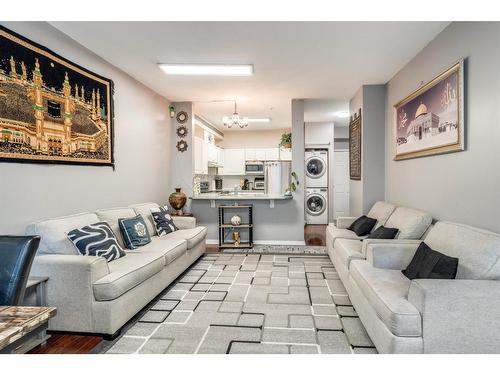 102 13727 74 Avenue, Surrey, BC - Indoor