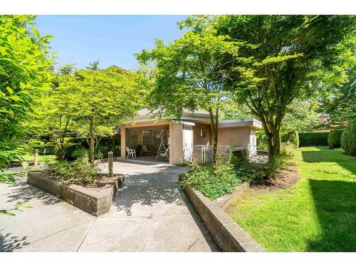 102 13727 74 Avenue, Surrey, BC - Outdoor