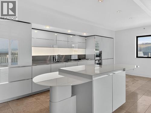 3504 838 W Hastings Street, Vancouver, BC - Indoor