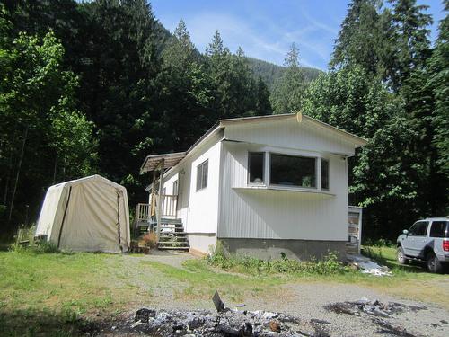 11121 Barnes Road, Mission, BC - Outdoor