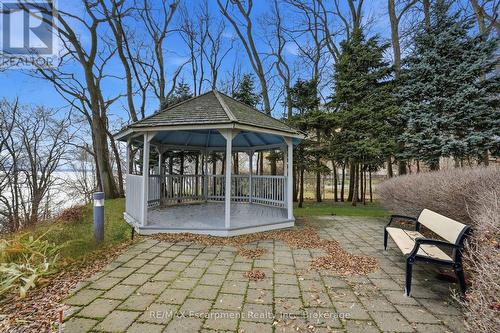 310 - 5188 Lakeshore Road, Burlington (Appleby), ON - Outdoor With Deck Patio Veranda With Backyard