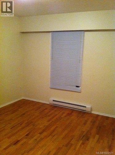 Side A - A & B 1725 Feltham Rd, Saanich, BC - Indoor Photo Showing Other Room