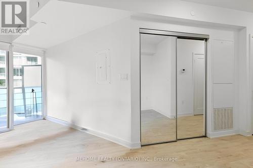 301W - 27 Bathurst Street, Toronto, ON - Indoor Photo Showing Other Room
