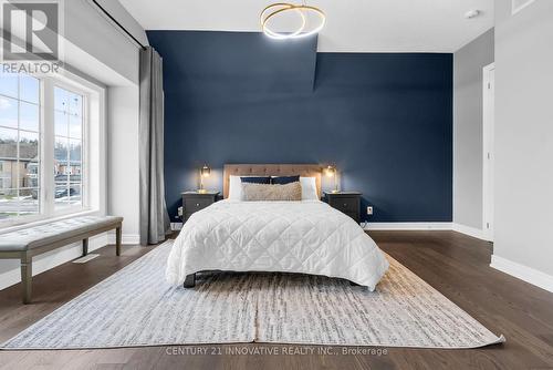 54 Blenheim Circle, Whitby, ON - Indoor Photo Showing Bedroom