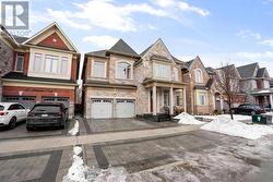 54 BLENHEIM CIRCLE  Whitby, ON L1P 0E2