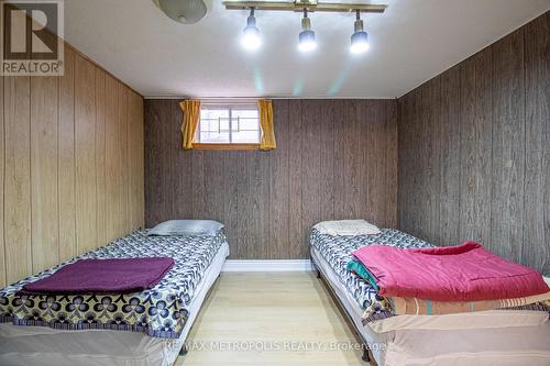 37 Albacore Crescent, Toronto, ON - Indoor Photo Showing Bedroom