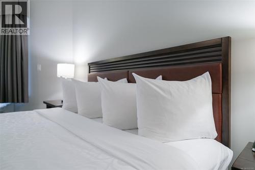 310D 1730 Riverside Lane, Courtenay, BC - Indoor Photo Showing Bedroom