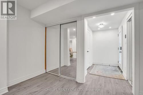 31 Bearwood Drive, Toronto, ON - Indoor Photo Showing Other Room