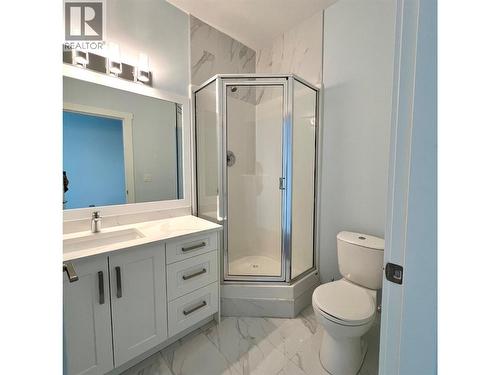 742 Kamloops Avenue Unit# 101, Penticton, BC - Indoor Photo Showing Bathroom