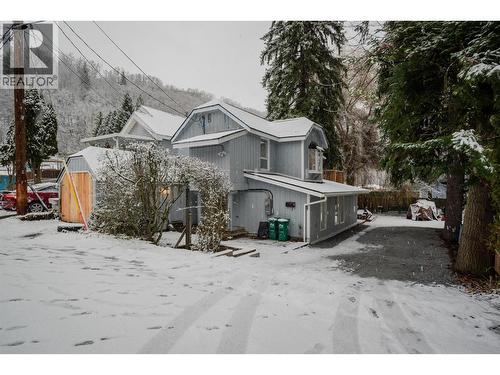 621 Turner Street, Warfield, BC - Outdoor