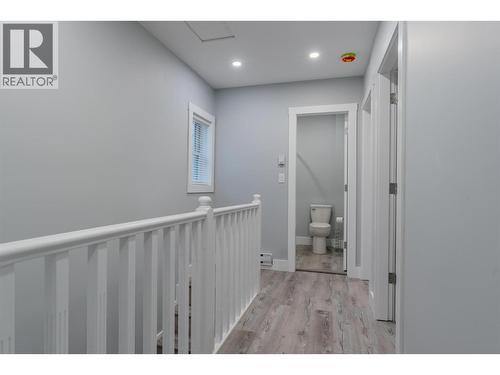 621 Turner Street, Warfield, BC - Indoor Photo Showing Other Room