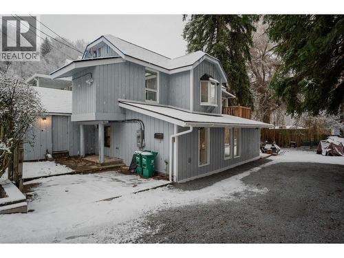 621 Turner Street, Warfield, BC - Outdoor