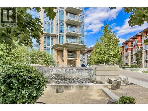 1099 Sunset Drive Unit# 324, Kelowna, BC - Outdoor With Balcony With Facade