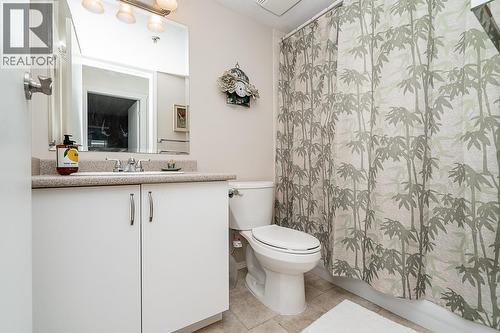 203 2983 Cambridge Street, Port Coquitlam, BC - Indoor Photo Showing Bathroom