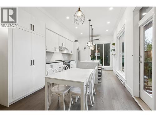 612 Brantford Street, New Westminster, BC - Indoor