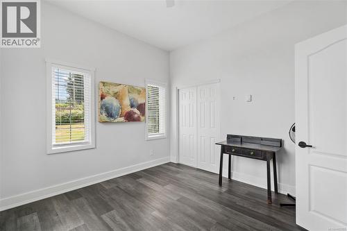 5025 Genoa Bay Rd, Duncan, BC - Indoor Photo Showing Other Room