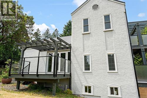 5025 Genoa Bay Rd, Duncan, BC - Outdoor