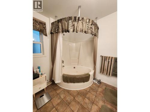 55615 Jardine Road, Prince George, BC - Indoor Photo Showing Bathroom