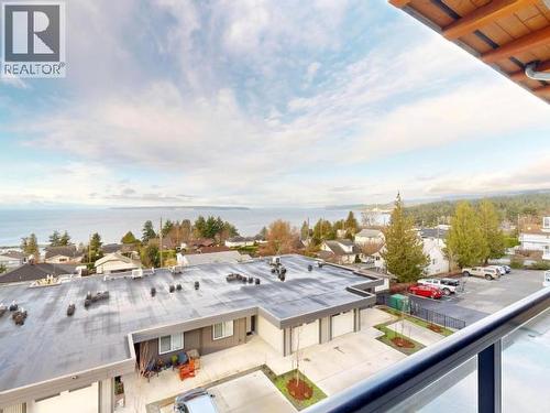 C303-6900 Burnaby Street, Powell River, BC - Outdoor With Body Of Water With View
