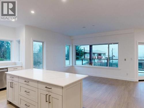 C204-6900 Burnaby Street, Powell River, BC - Indoor