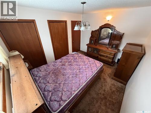 120 6Th Street E, Ponteix, SK - Indoor