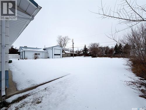 120 6Th Street E, Ponteix, SK - Outdoor