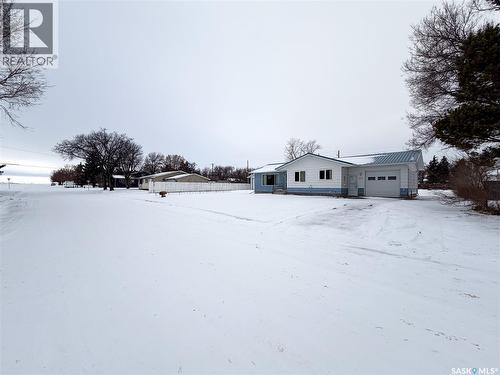 120 6Th Street E, Ponteix, SK - Outdoor