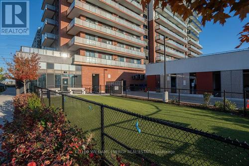 2421 - 2550 Simcoe Street N, Oshawa (Windfields), ON - Outdoor With Balcony