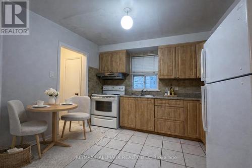 237 Pannahill Road, Toronto, ON - Indoor Photo Showing Kitchen