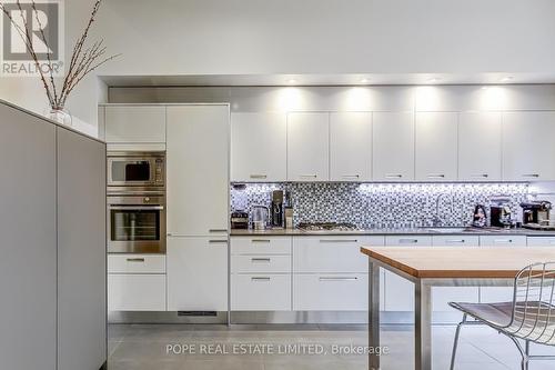 9A Gilead Place, Toronto, ON - Indoor Photo Showing Kitchen