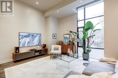 9A Gilead Place, Toronto, ON - Indoor