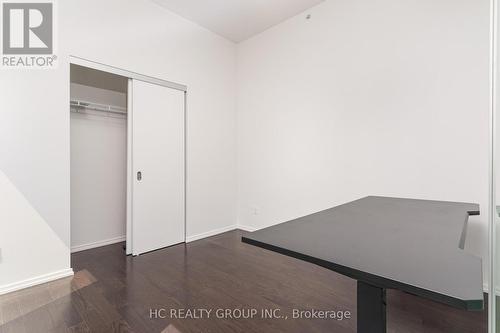 3503 - 75 St Nicholas Street, Toronto, ON - Indoor Photo Showing Other Room