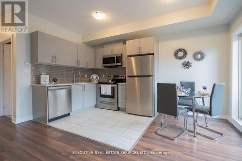 226 - 1145 Journeyman Lane, Mississauga, ON - Indoor Photo Showing Kitchen With Stainless Steel Kitchen