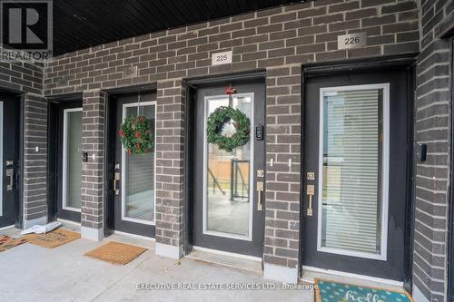 226 - 1145 Journeyman Lane, Mississauga, ON - Outdoor With Exterior