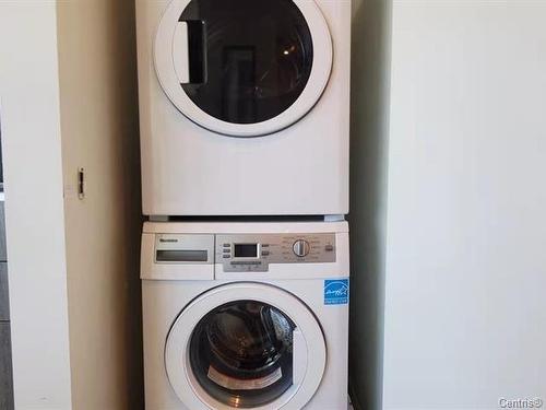 Salle de lavage - 1507-1450 Boul. René-Lévesque O., Montréal (Ville-Marie), QC - Indoor Photo Showing Laundry Room