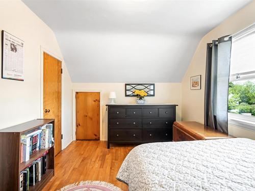 6 Piers Avenue, Halifax, NS 