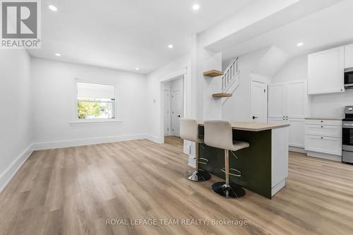 5 Gilchrist Avenue, Ottawa, ON - Indoor Photo Showing Kitchen