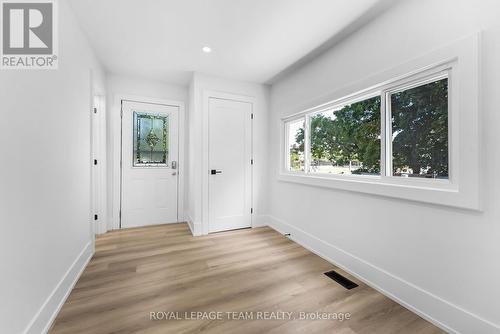 5 Gilchrist Avenue, Ottawa, ON - Indoor Photo Showing Other Room